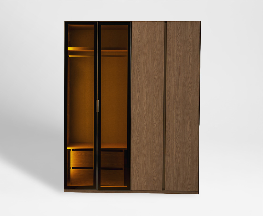 Harley 4-door wardrobe