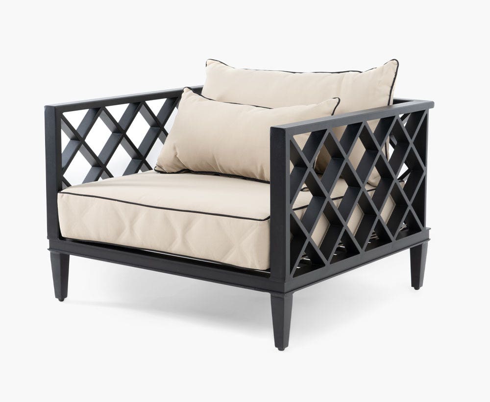 Basilone Outdoor single seater