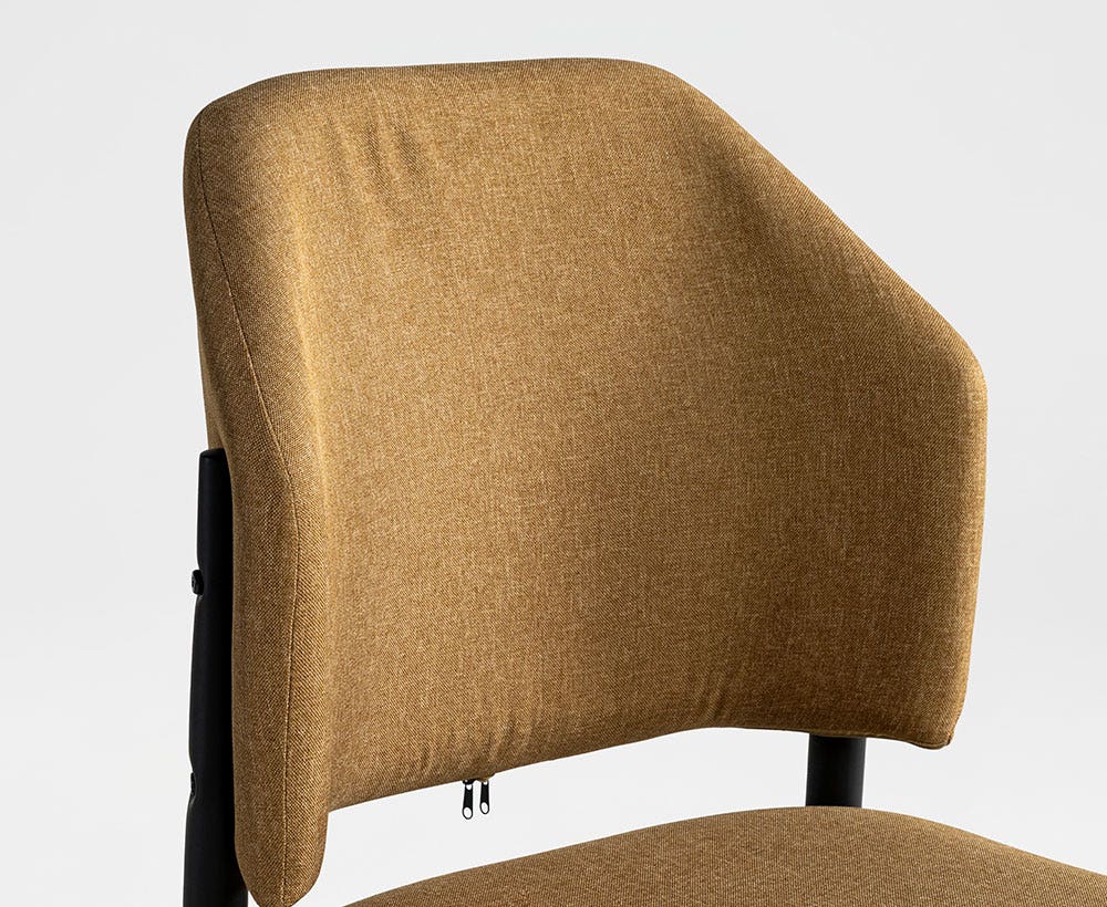 Beth dining chair