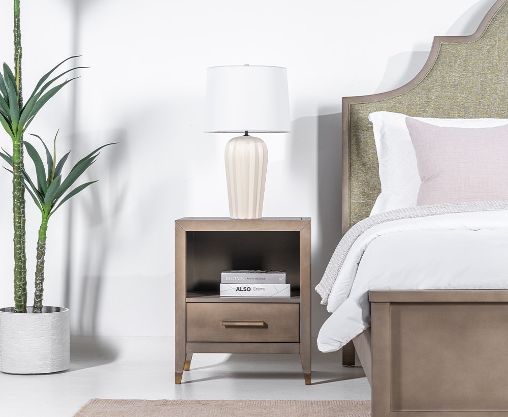 Dyan nightstand