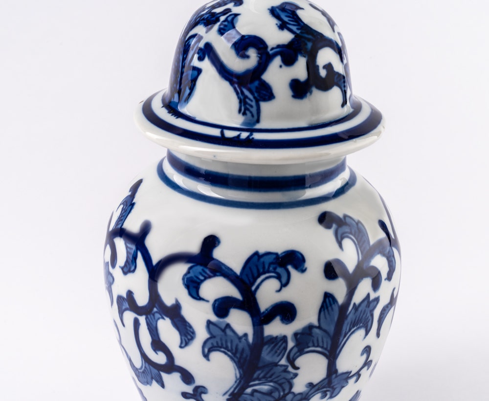 Vila Deco Jar 13X13X26CM ~ Blue/White