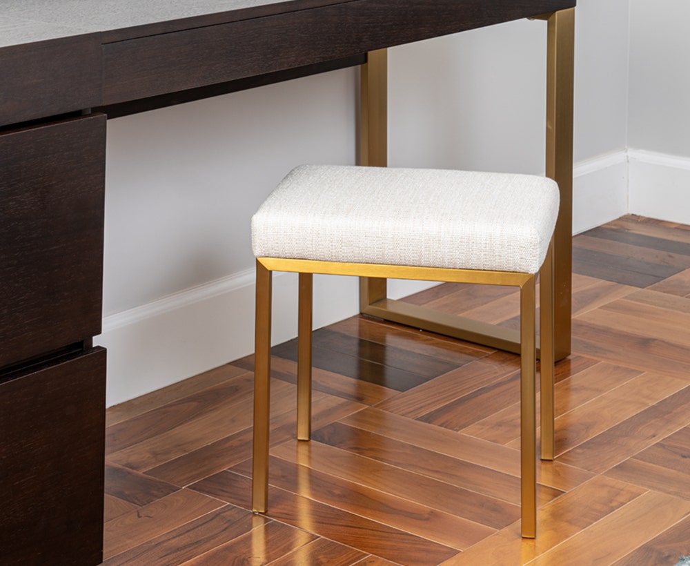 Liona stool 40x30x43Cream