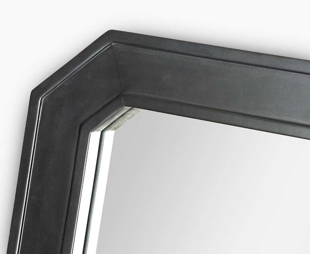 Louise mirror